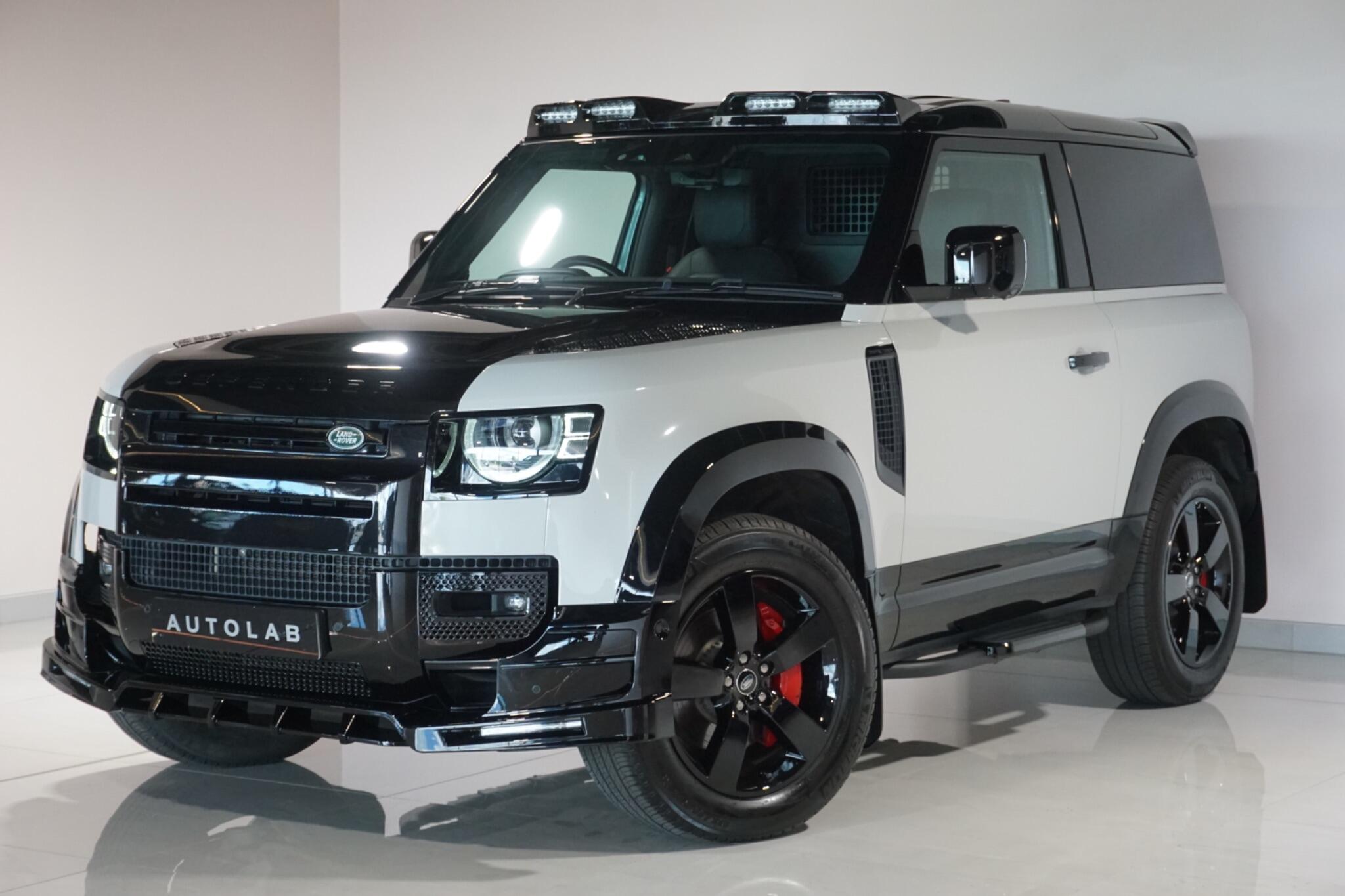 Land Rover Defender 90 3.0 D300 MHEV X-Dynamic HSE Hard Top SUV 3dr Diesel Auto 4WD SWB Euro 6 (s/s) (300 ps)